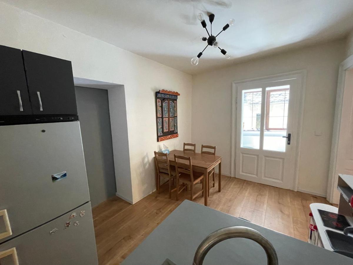 Central Retro Apartment シビウ エクステリア 写真